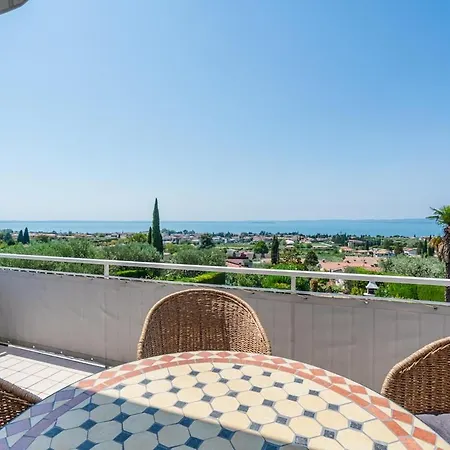 For 4 View, Terrace, Wifi And Freeparking Bardolino